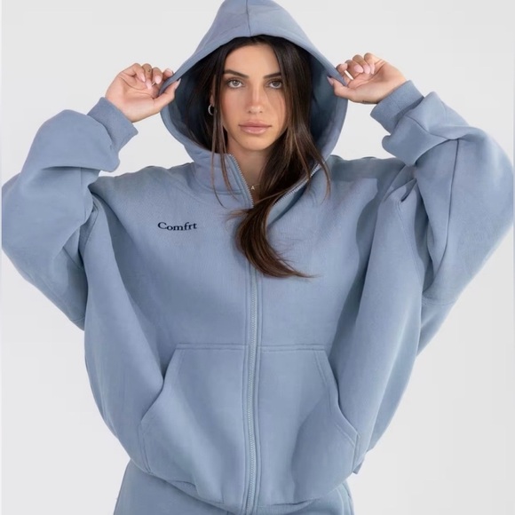 Comfrt Tops - Comfit Gray Zip-Up Hoodie light blue Size Medium Very oversized unisex